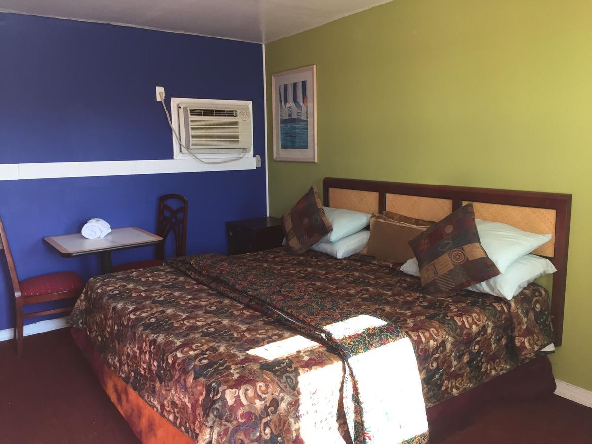 Destiny Inn Плезантвиль Экстерьер фото